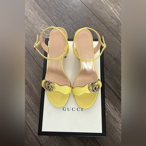 Gucci Marmont Sandals - Picture 1 of 3